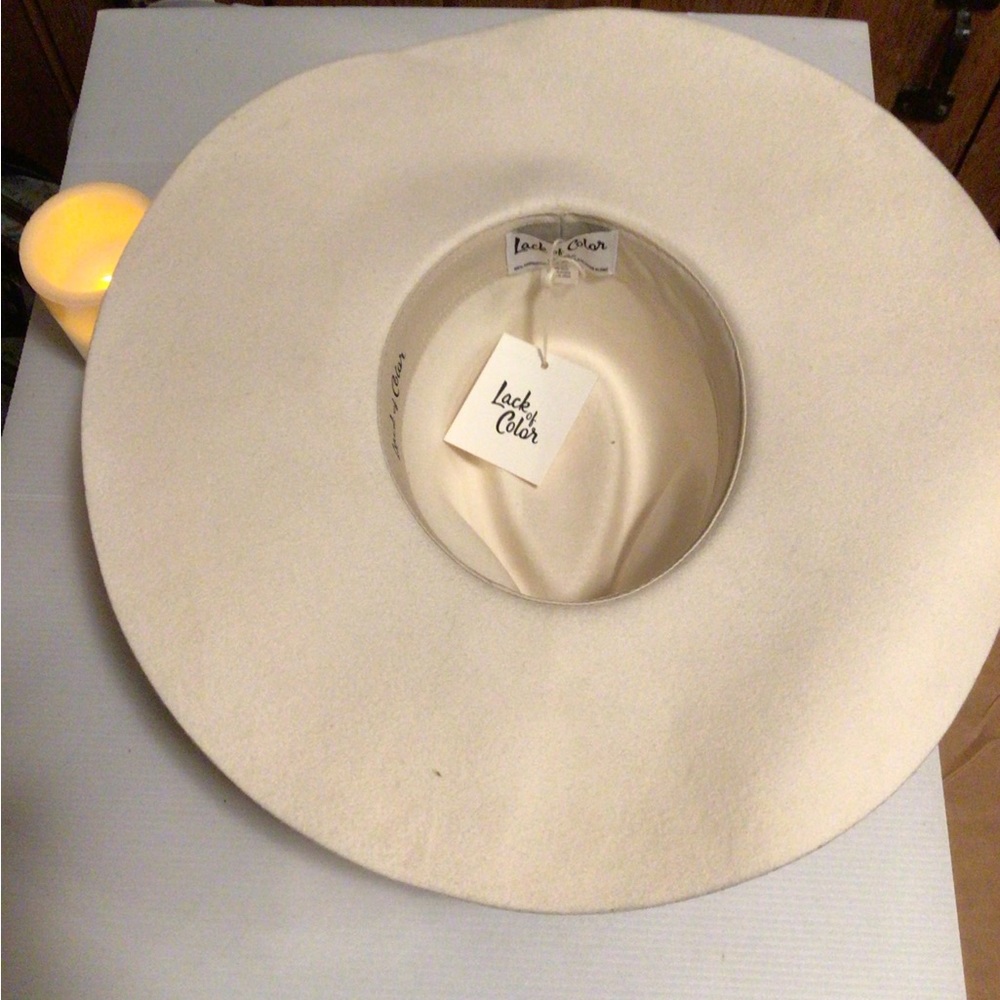 NEW Rare ! Lack of Color wide brim soft wool rancher - Picture 5 of 8